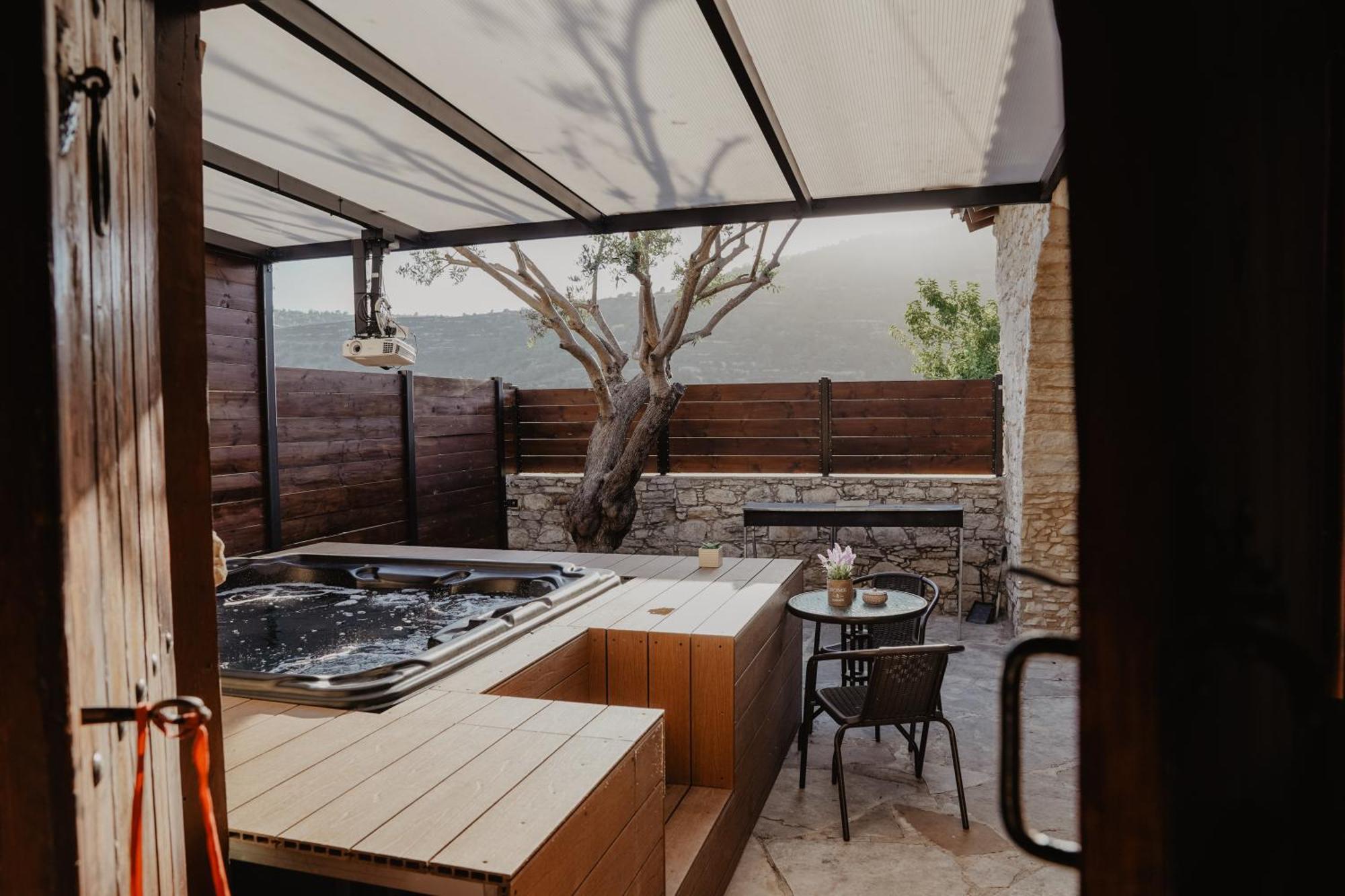 The Stonehouse With Private Bath Spas Limassol