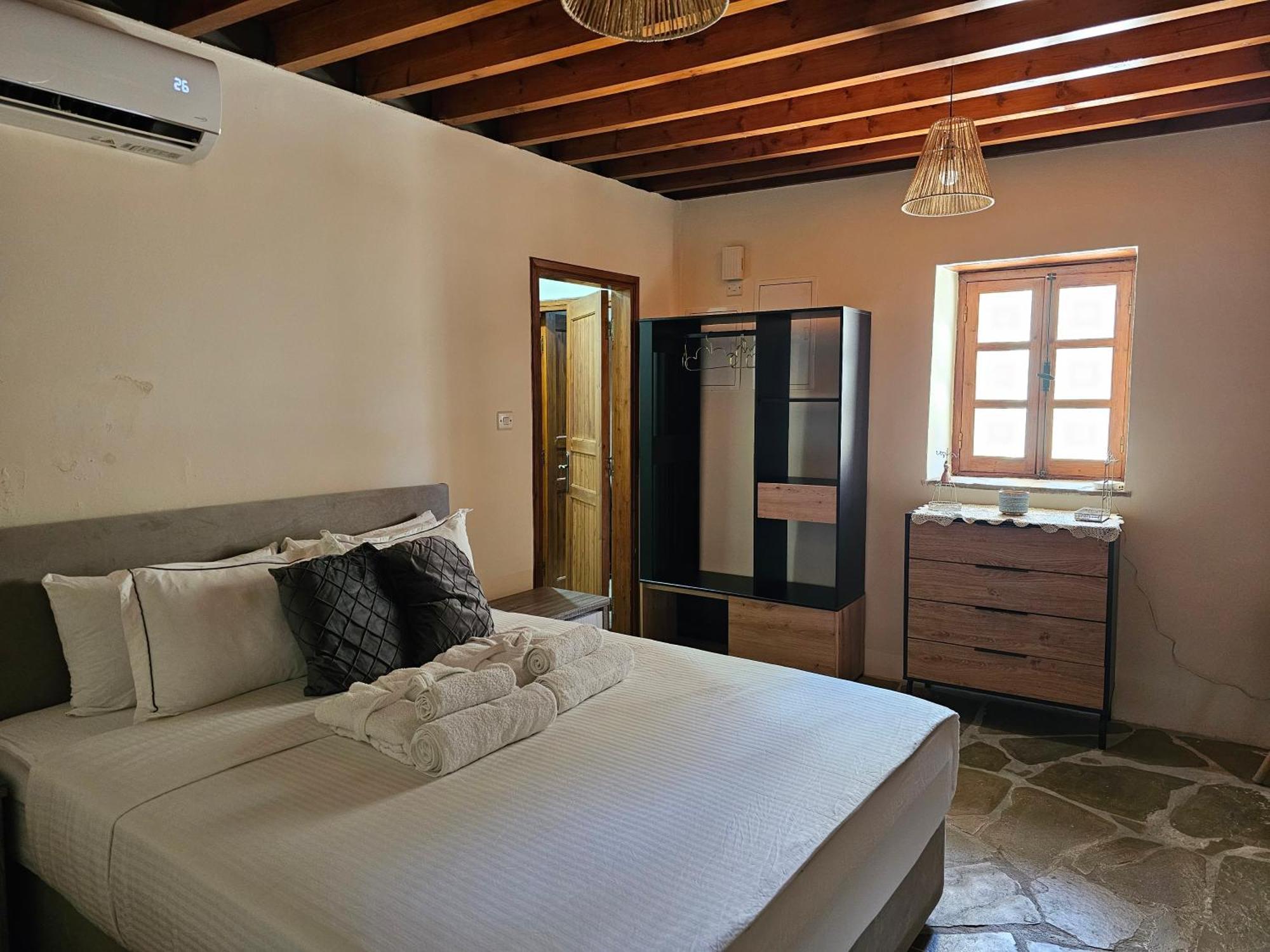 The Stonehouse With Private Bath Spas * Limassol